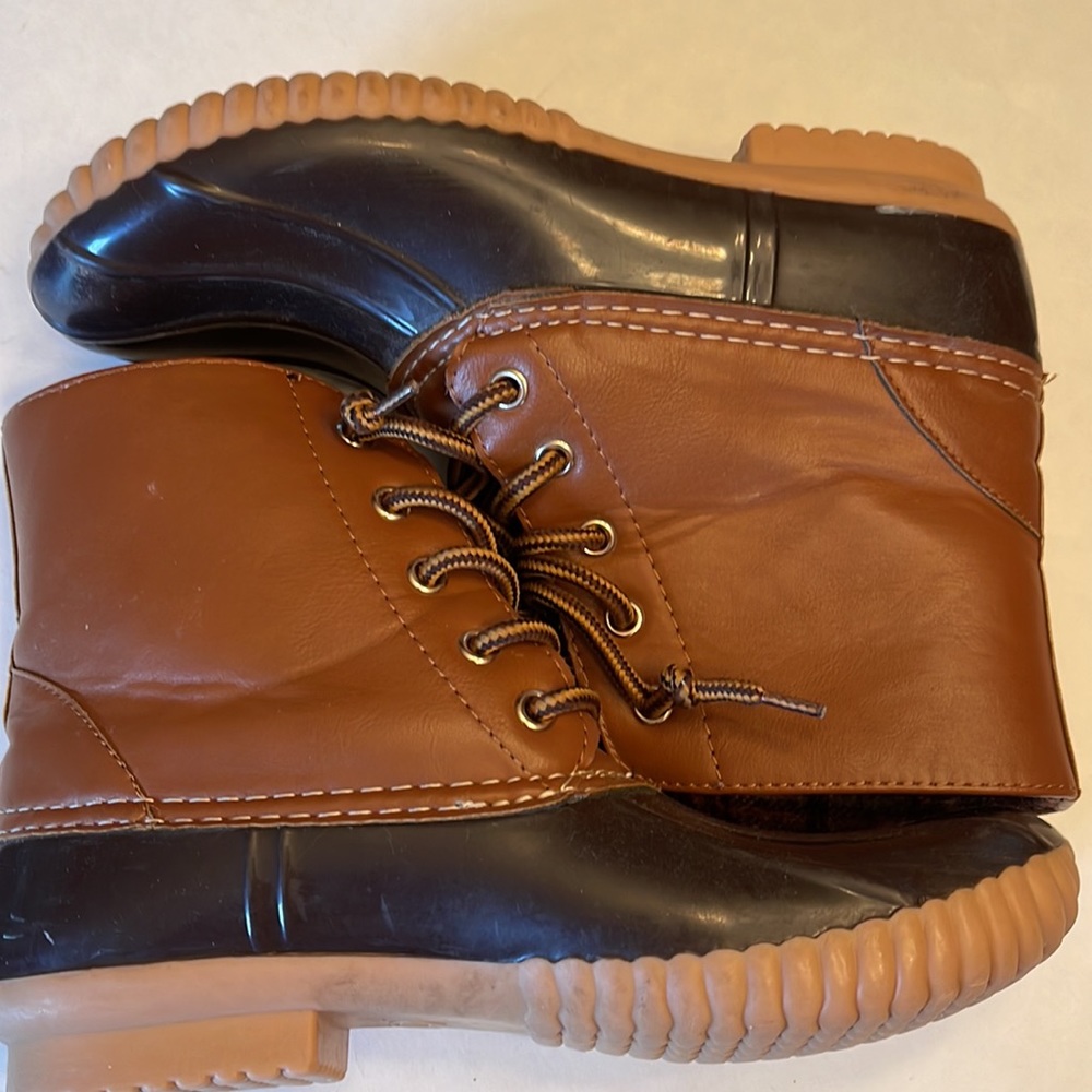 ☔️❄️ rain boots size 7 great condition - Picture 4 of 5